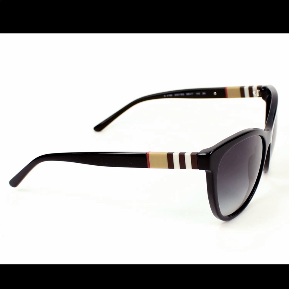 New in box Burberry Sunglasses - Picture 4 of 16